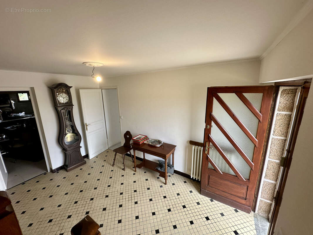 Trédarzec   Maison familiale 5 chambres avec potentiel de logement indépendant   Terrain de 1 120 m2 - photo 14