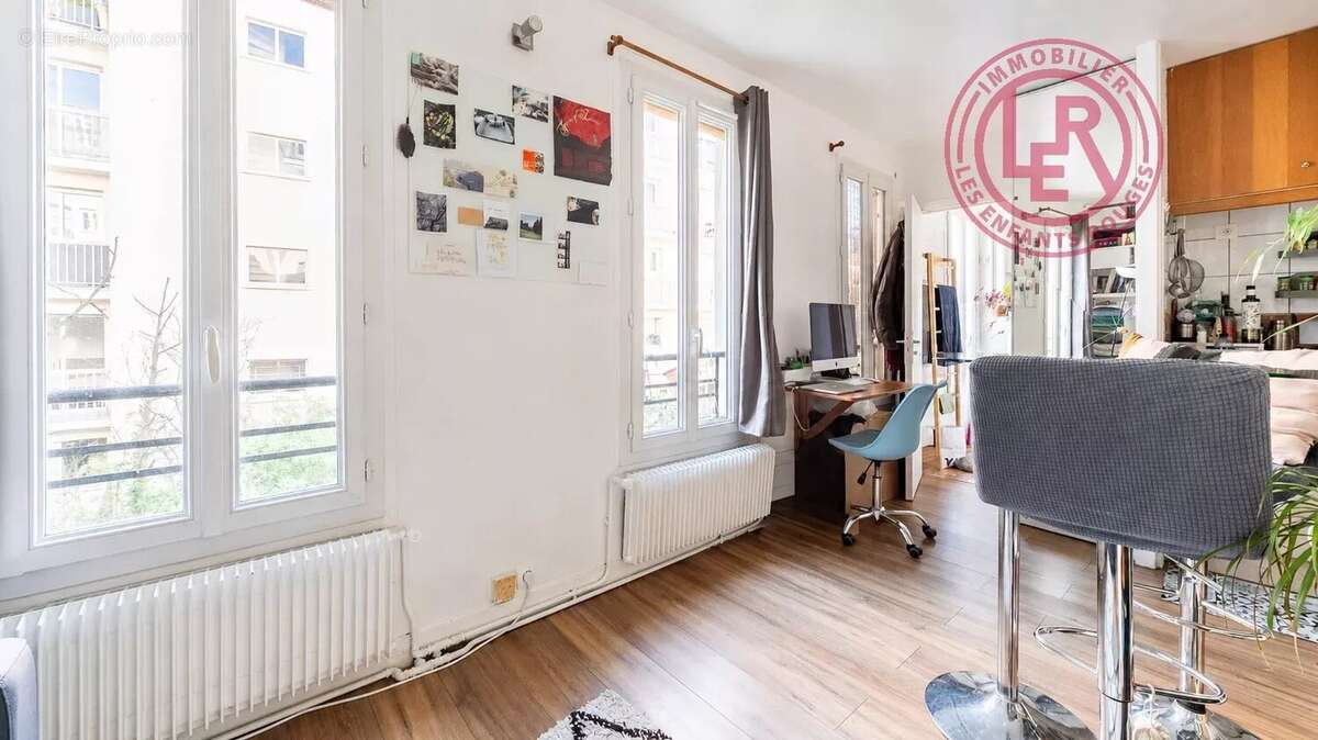 Appartement à PARIS-11E