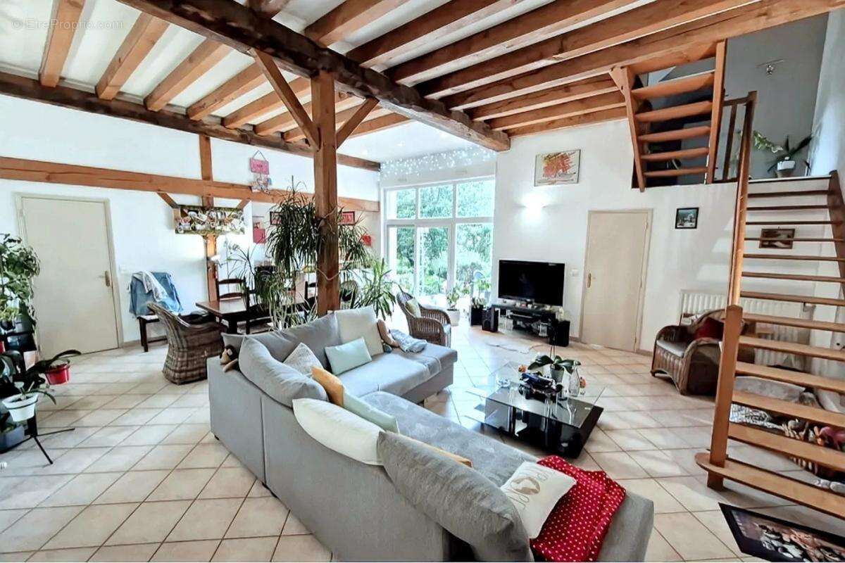 Maison à CHASSIGNOLLES