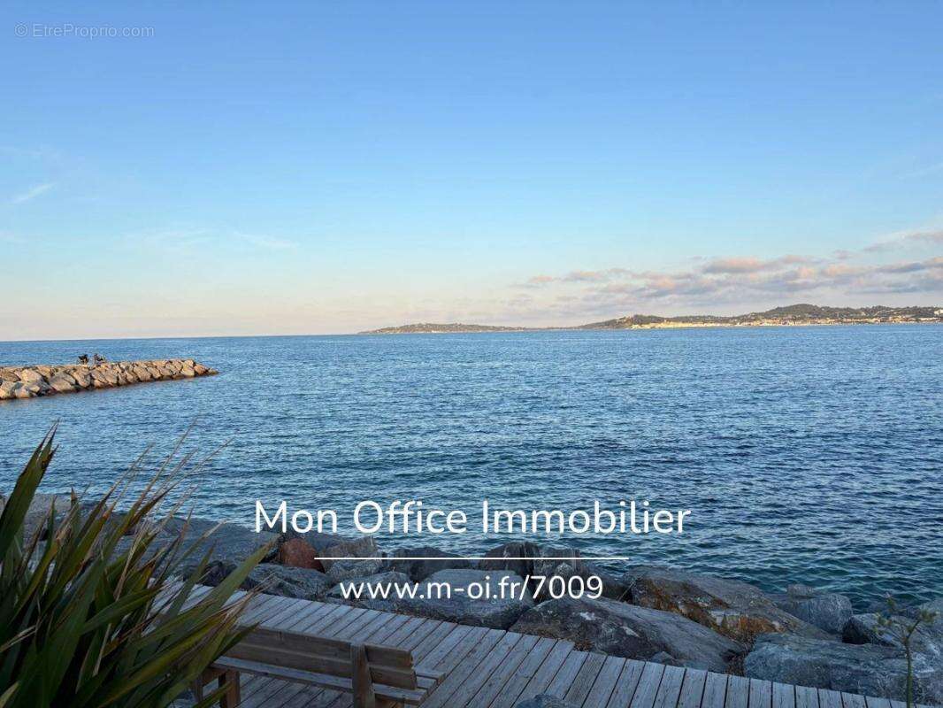 Référence : 7009-les. - maison rénovée à 100m de la mer avec jardin et garage à grimaud beauvallon - photo 7