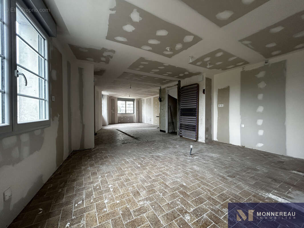 Maison à BAIGNES-SAINTE-RADEGONDE