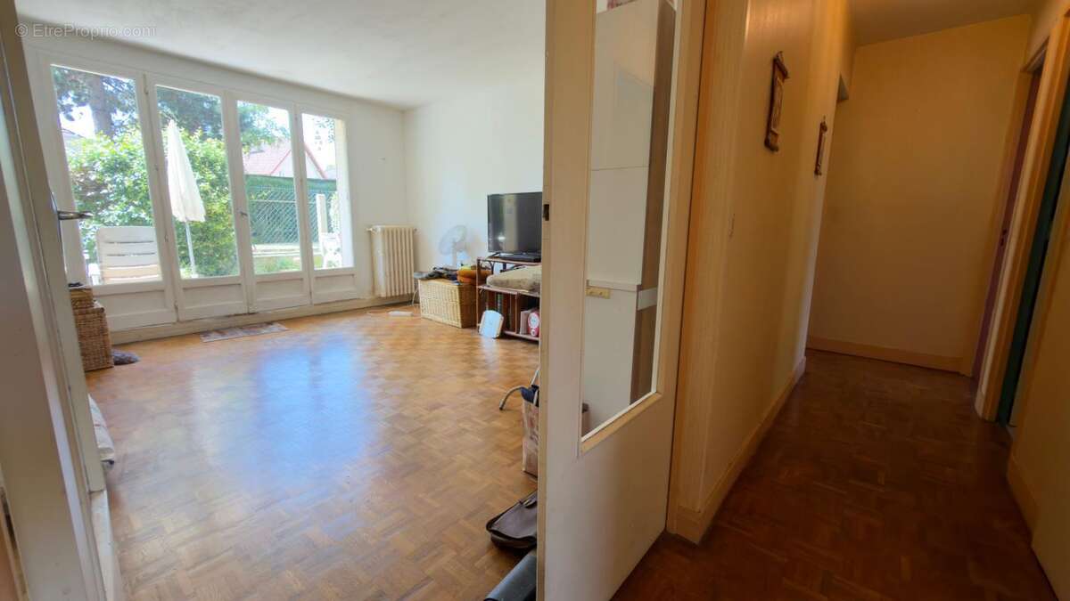Appartement à NEUILLY-PLAISANCE