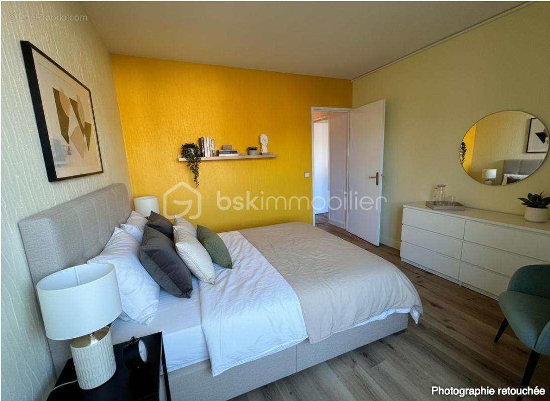 appartement rez de jardin de 105 M2 - photo 5