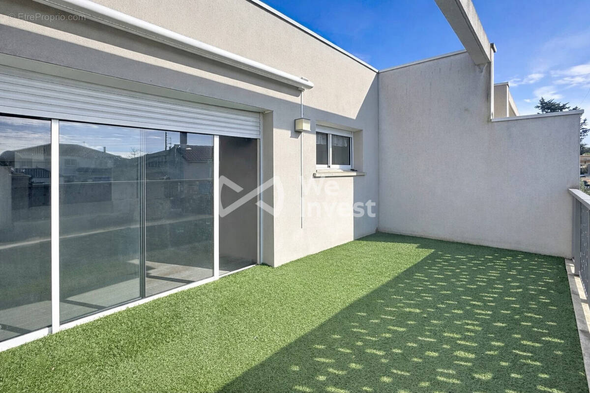 Appartement à SAINT-JEAN-DE-VEDAS