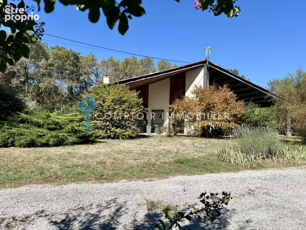 Maison d'architecte-Terrain arboré 5000m2-Piscine - photo 25
