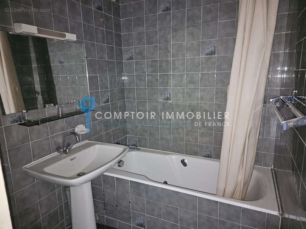 A vendre 31510 Barbazan- Ancien hôtel à rénover totalement de 729 m2 sur parcelle de 2520 m2 - photo 6