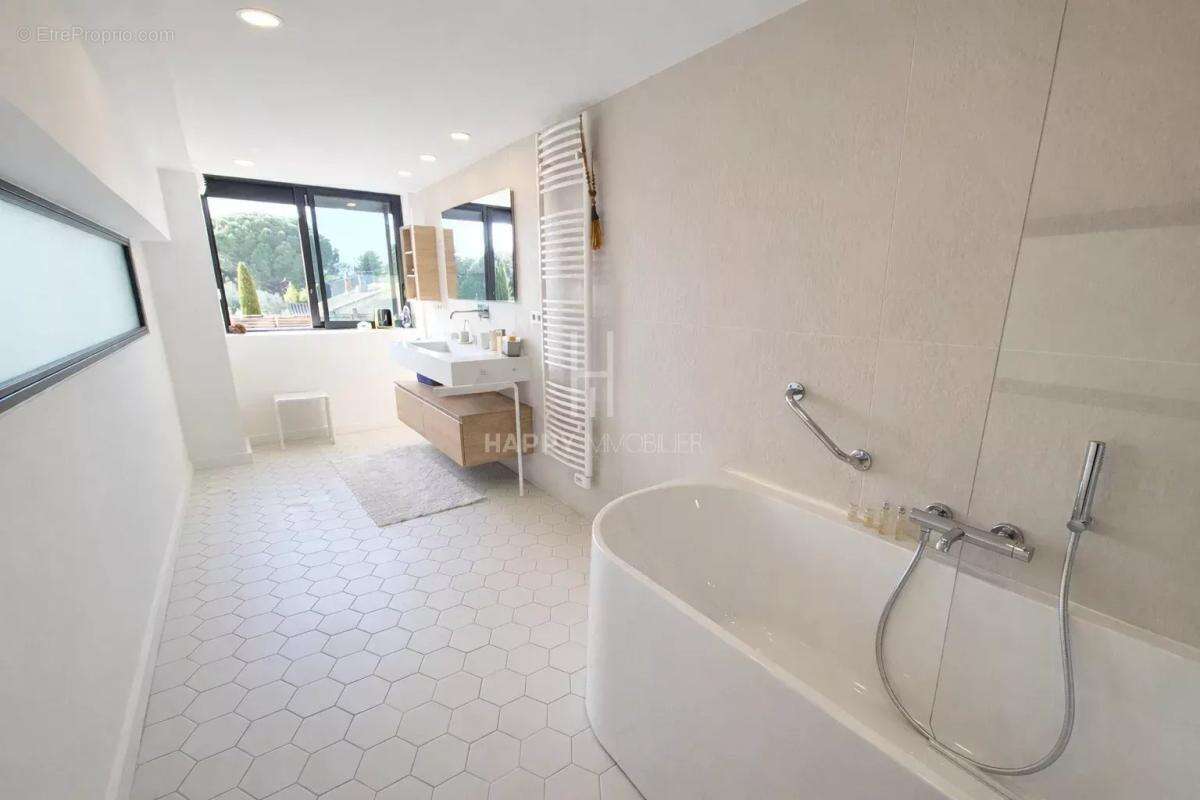 Appartement à SAINT-REMY-DE-PROVENCE