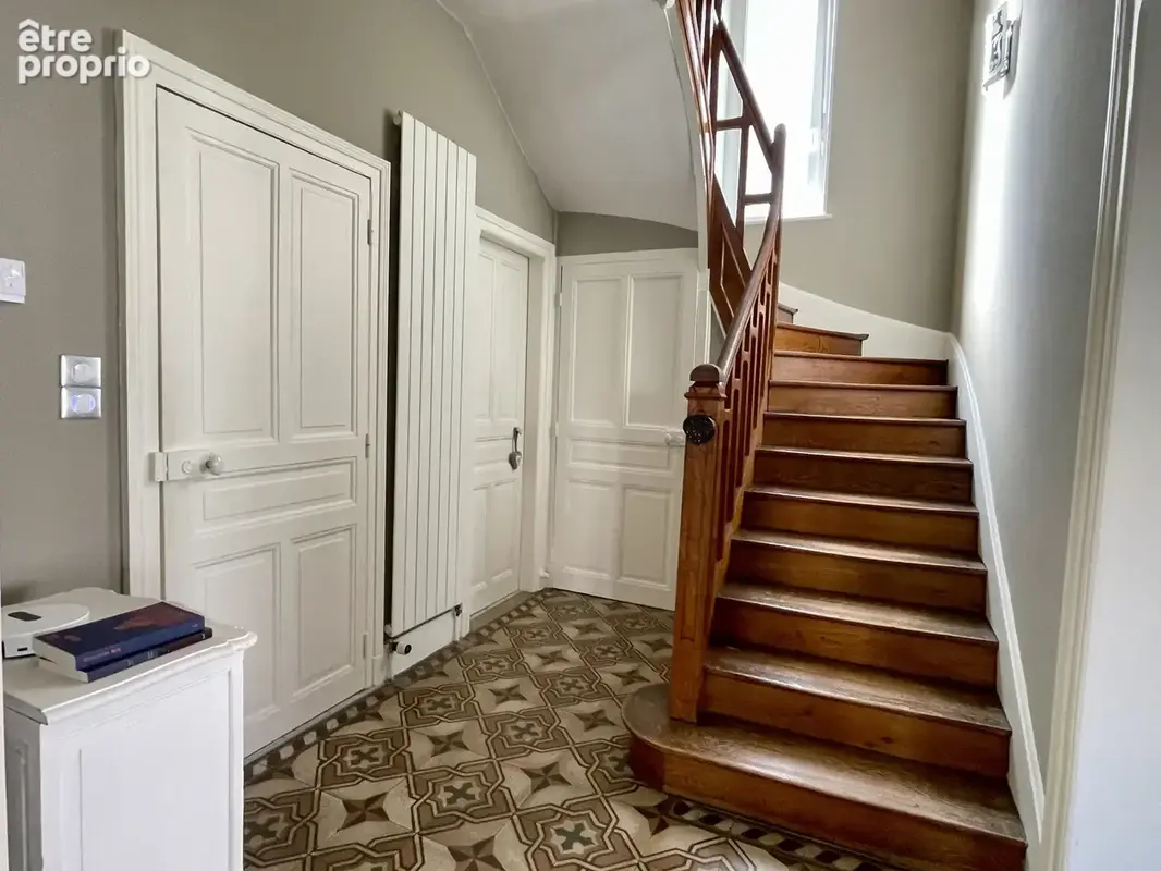 Propriété Indépendante 11 pièces sur 750 m2 de terrain clos de murs et arboré - photo 8