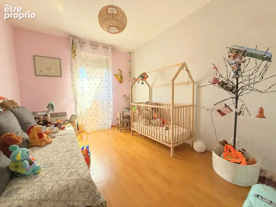 Appartement T4 de 108 m² - 3 Chambres - LYON 3 - photo 7
