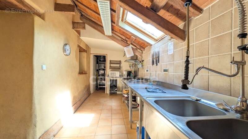 Grands Gîtes avec Maison d'Habitation  - ROSNOEN (29) - photo 7