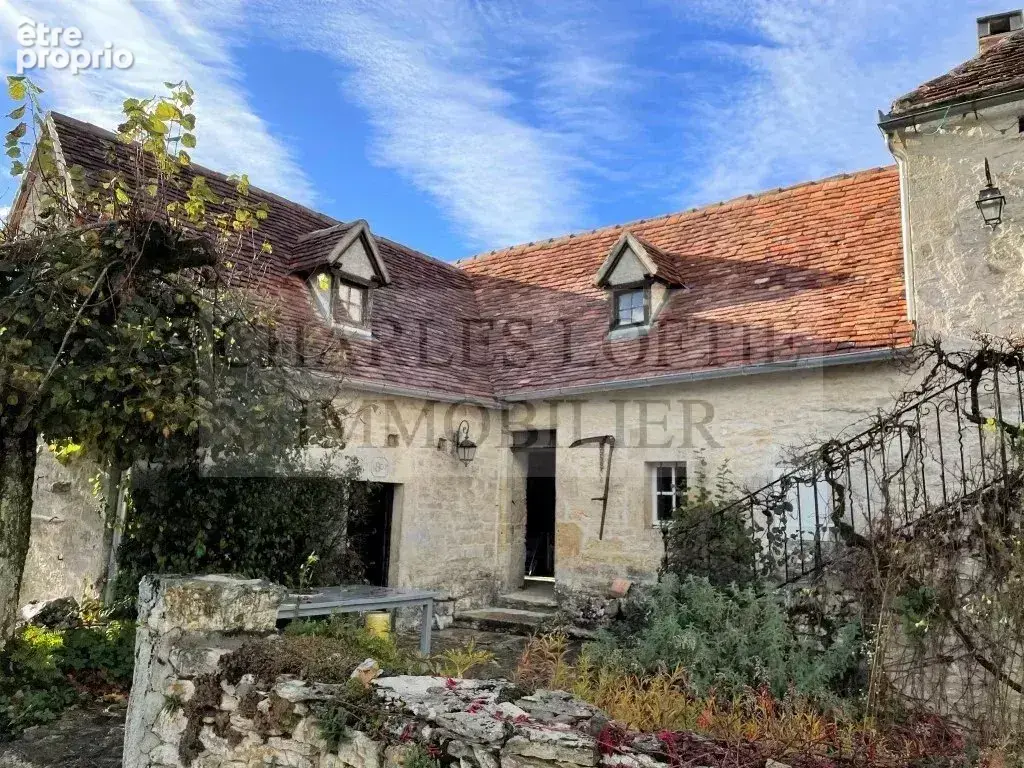 Charme et authenticité pour ce très bel ensemble de bâtiments - photo 38