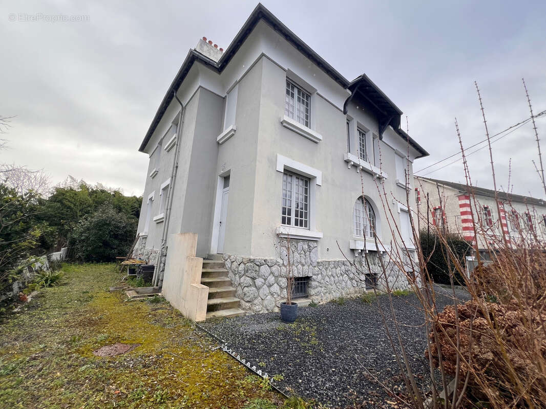 Maison à TARBES