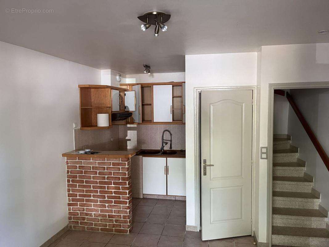 Maison 53 m² à Tarascon-Sur-Ariege  - photo 2
