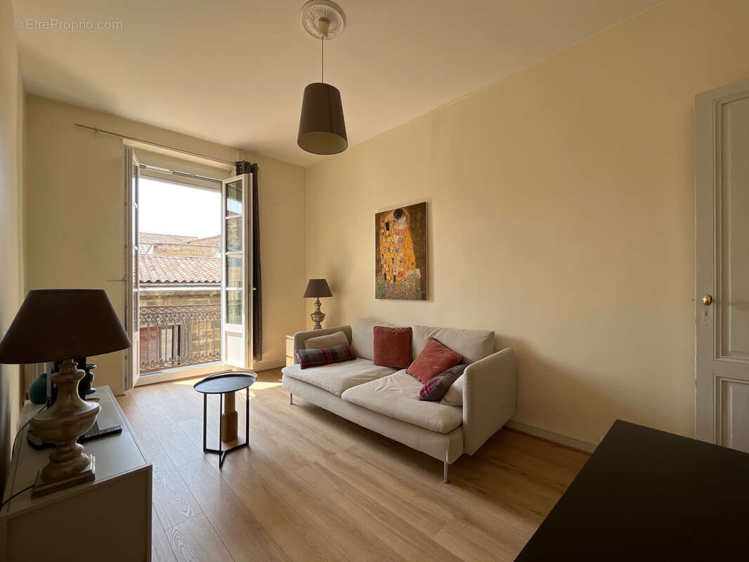 Appartement à BORDEAUX