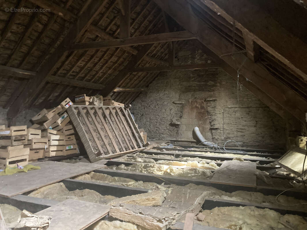 Maison à SAINT-NICOLAS-DU-PELEM