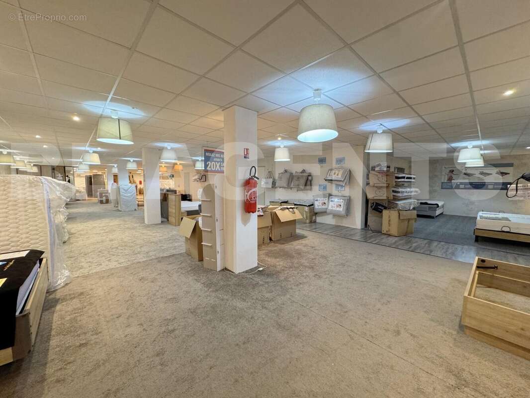 image00008_DxO - Commerce à COULOMMIERS