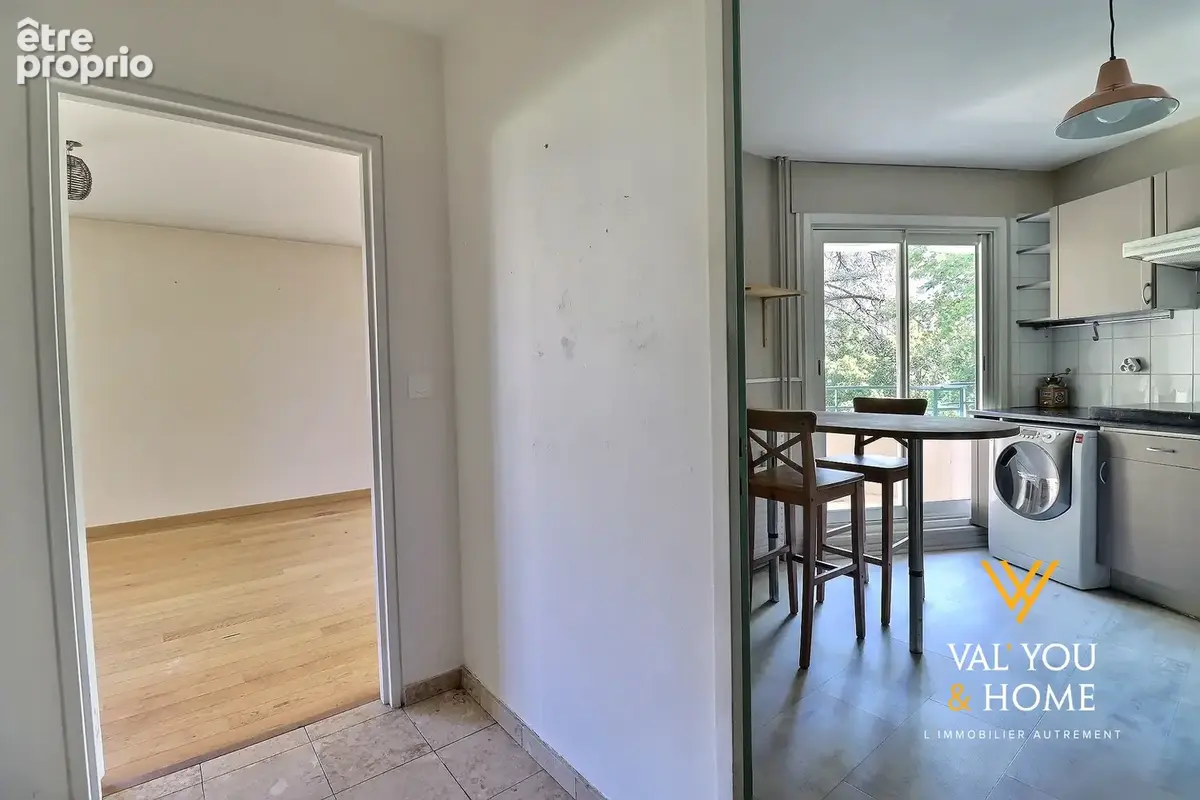 Appartement T4 90 m2 3 chambres 5ème Etage/6 avec ascenseur / Cave / Garage fermé - photo 5