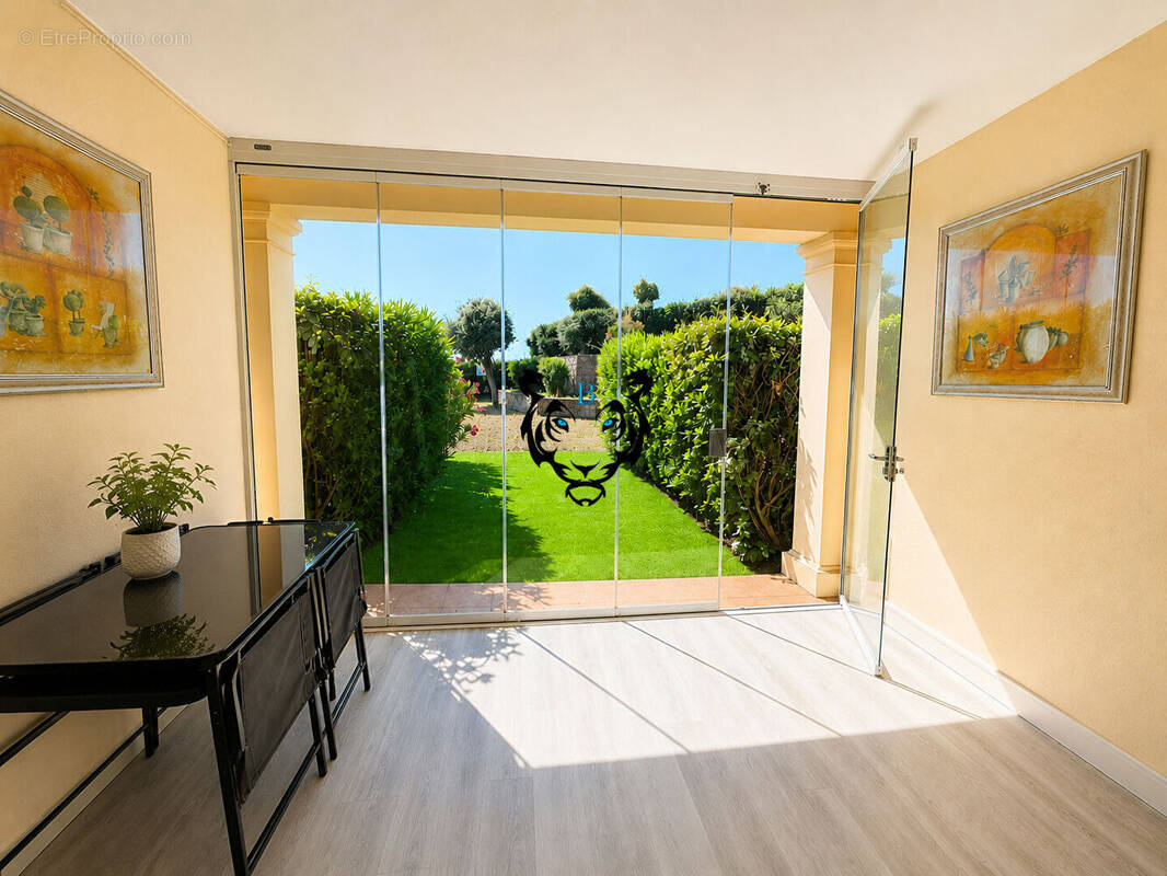 Appartement à LES ISSAMBRES