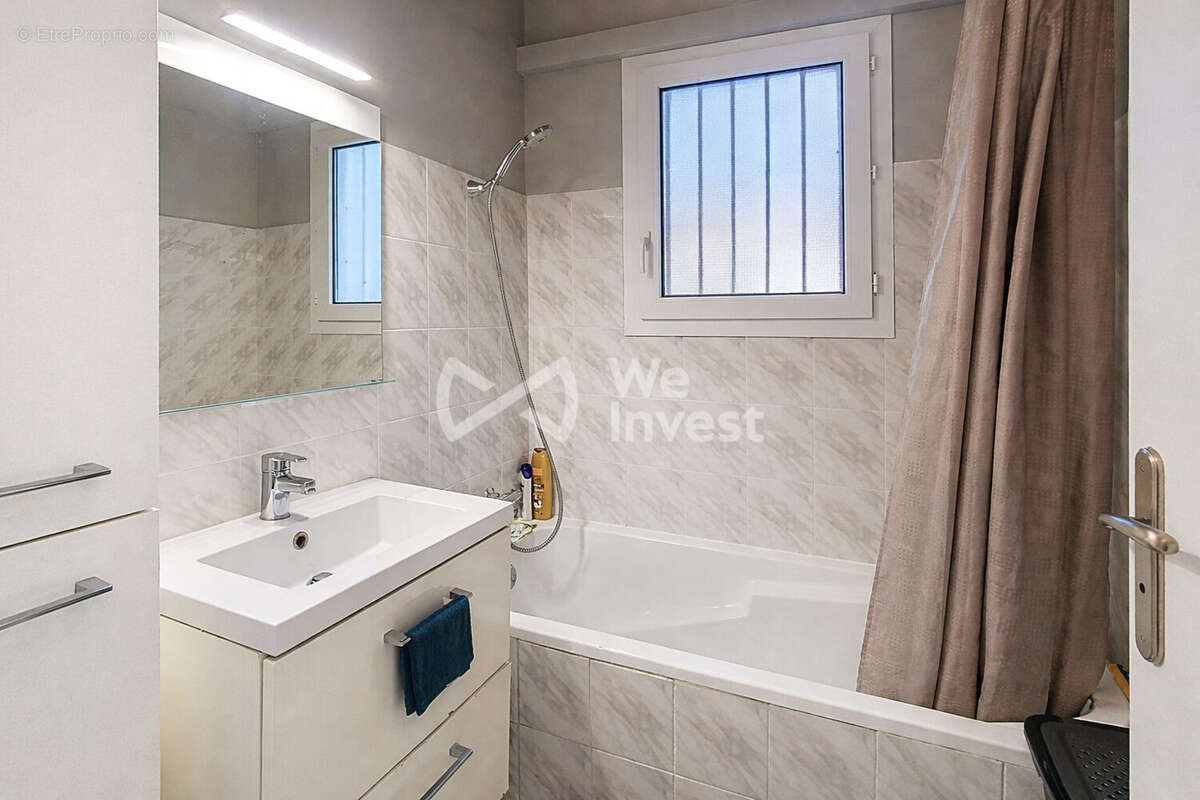 Appartement à SAINT-JEAN-DE-VEDAS