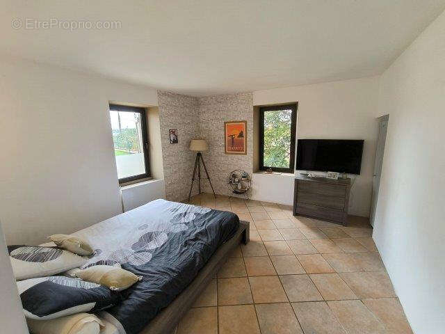 Maison à L&#039;ISLE-JOURDAIN