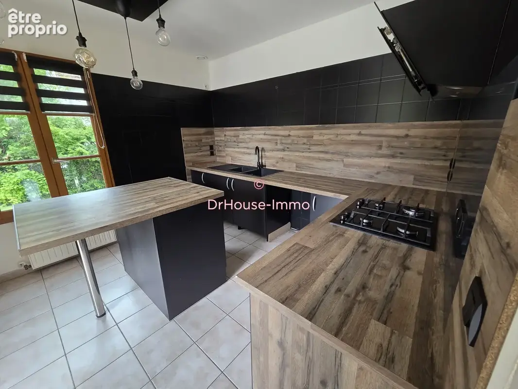 Maison 6 pièces 119 m² à vendre à Les Noes-Pres-Troyes (10420) - photo 32