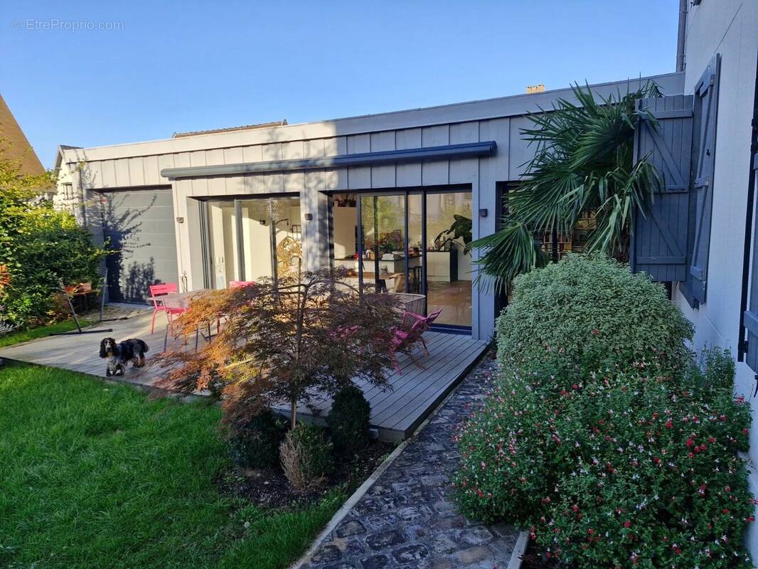 Maison à CROISSY-SUR-SEINE