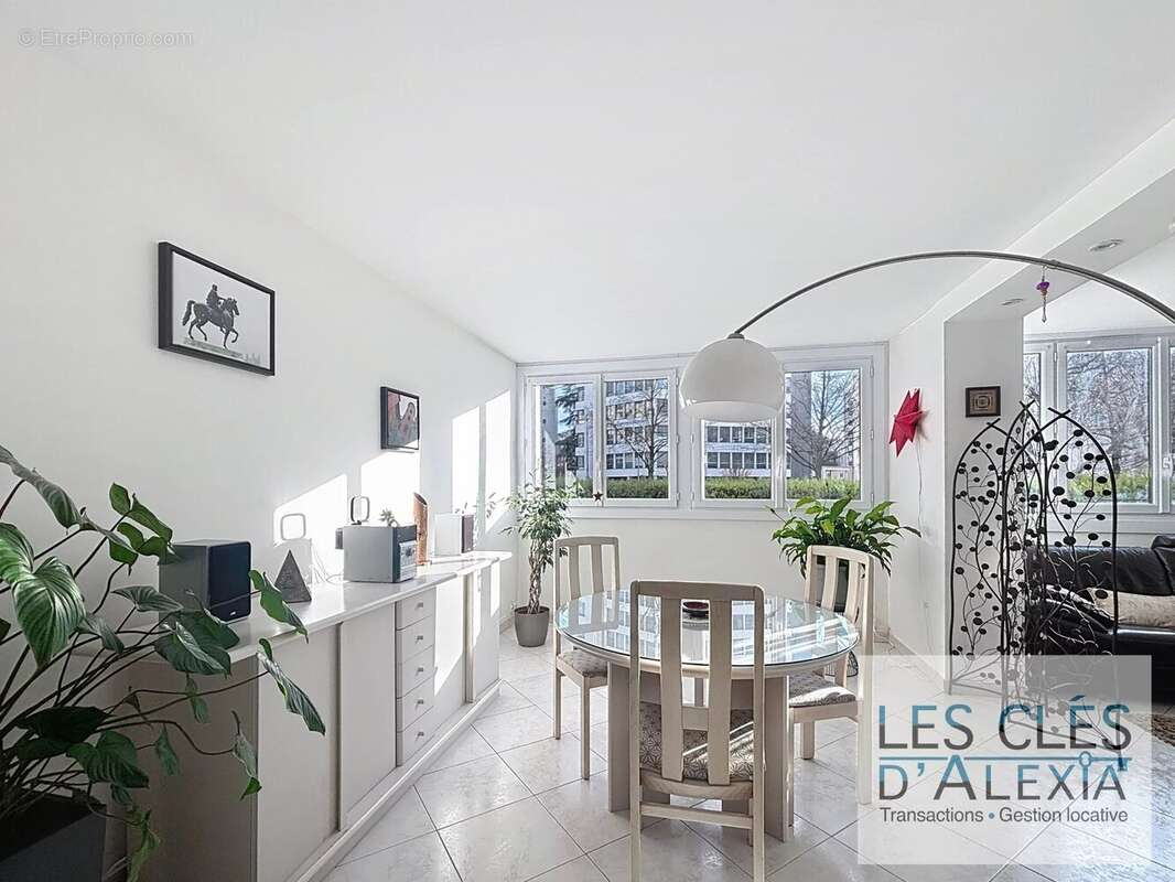 Appartement à LYON-8E