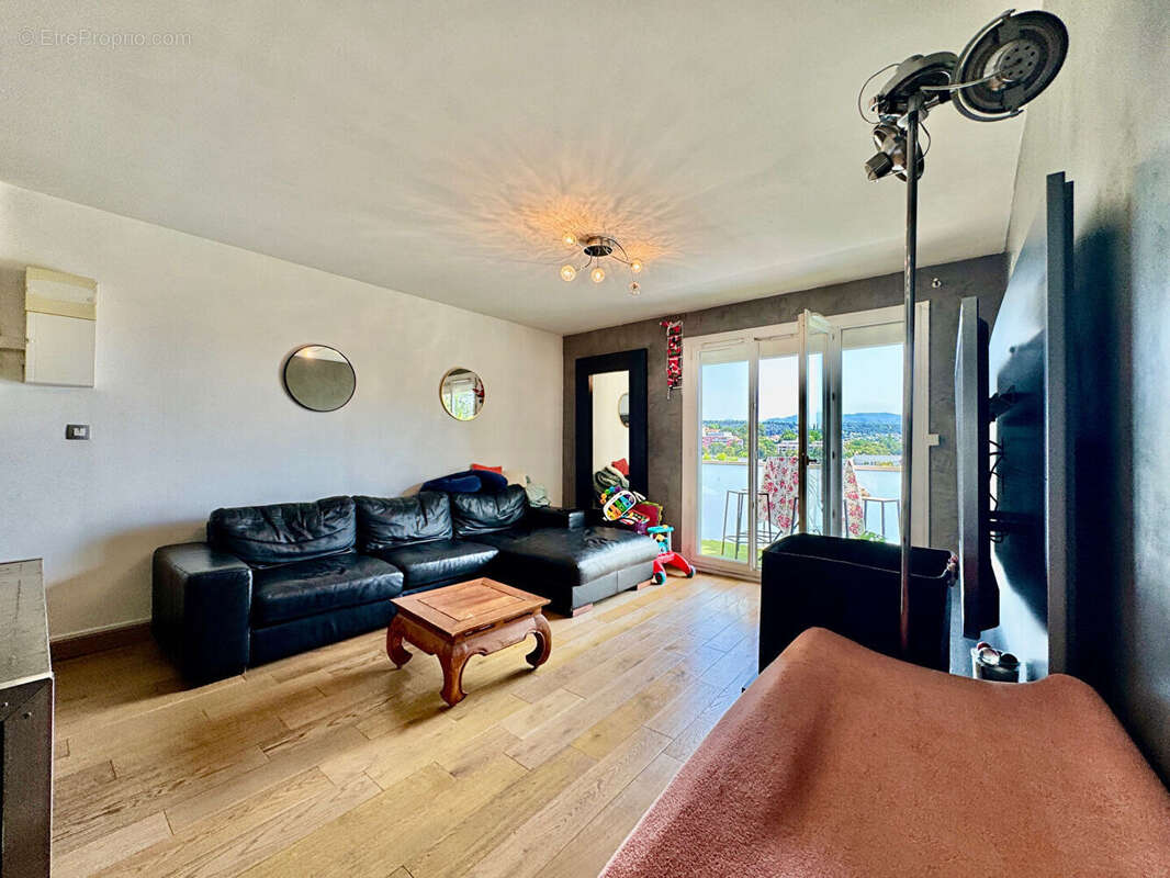 Appartement à MARSEILLE-11E