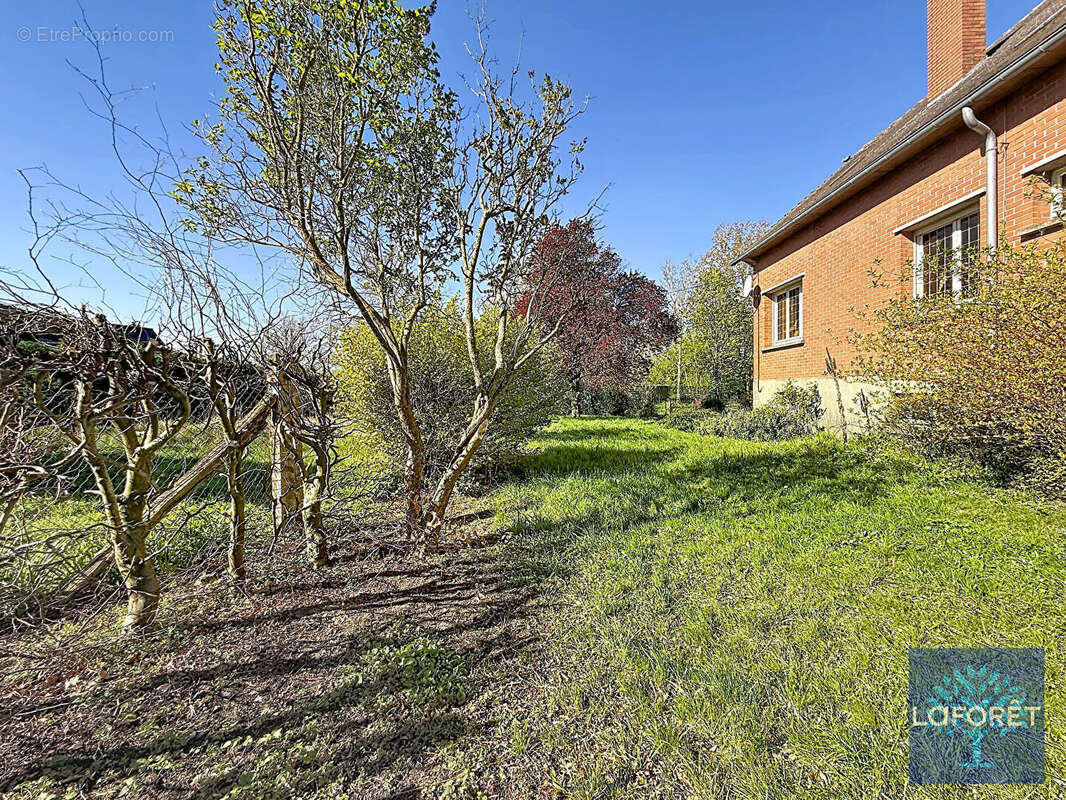 Maison de maître avec terrain constructible Saint-Amand-Les-Eaux - photo 9