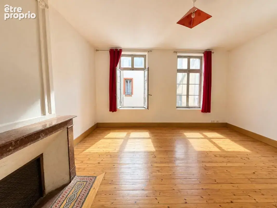 Appartement duplex de caractère de 200 m² – Place Nationale, Montauban – Fort potentiel patrimonial et locatif - photo 4