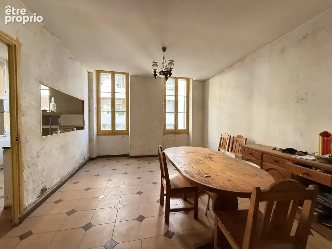 Appartement à MARSEILLE-5E