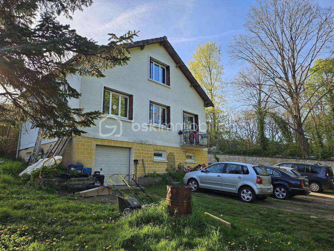 Maison familiale sur sous-sol total - Travaux à prévoir - photo 13