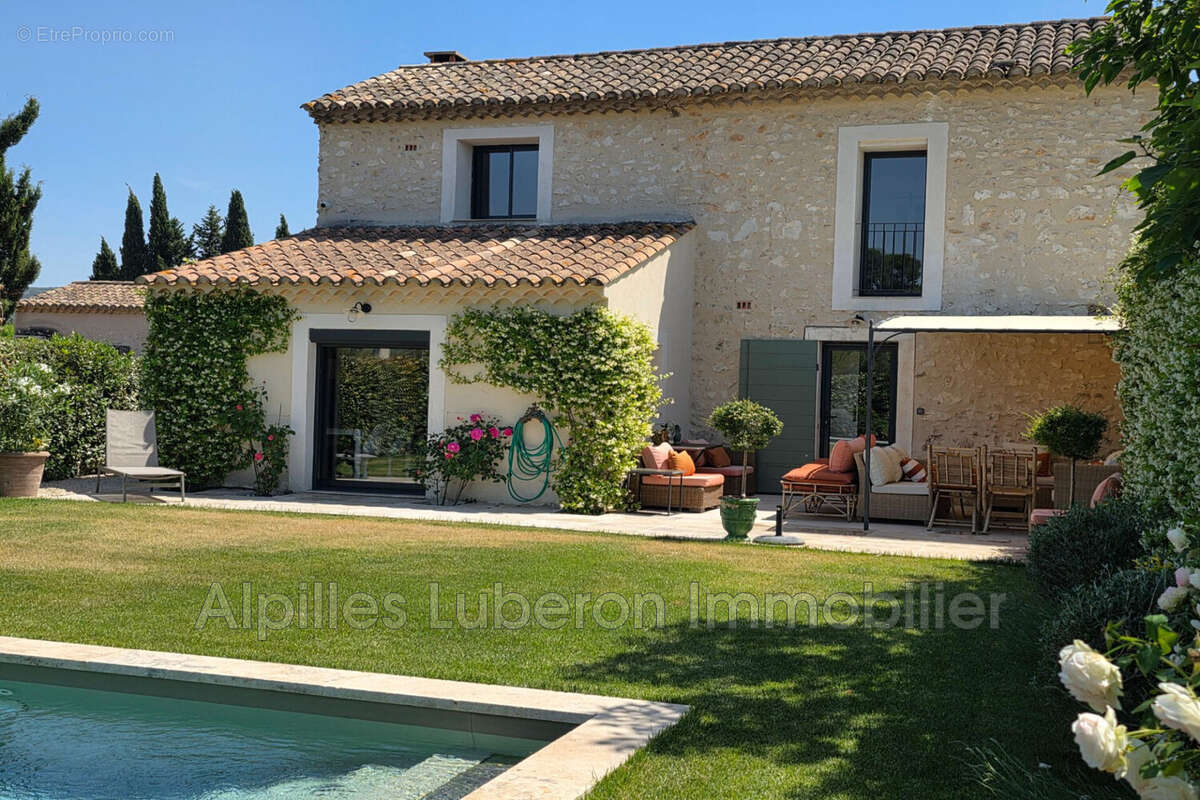 Maison à EYGALIERES