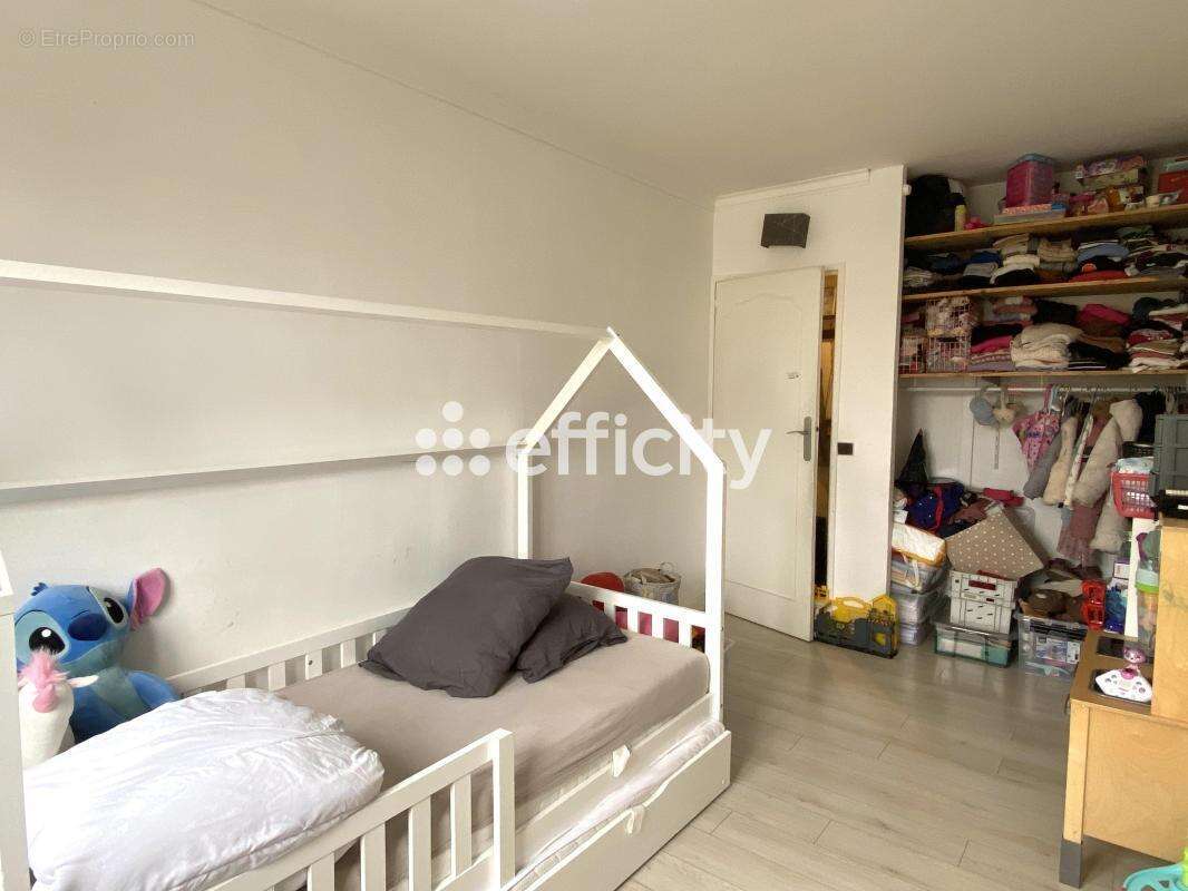 Appartement à NEUILLY-PLAISANCE