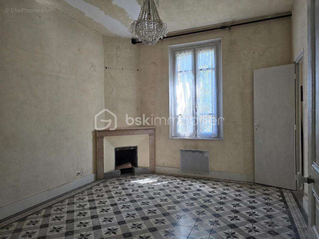 Authentique Maison 175 m2 de caractère avec grand terrain de 2 377 m² au Teil - photo 7
