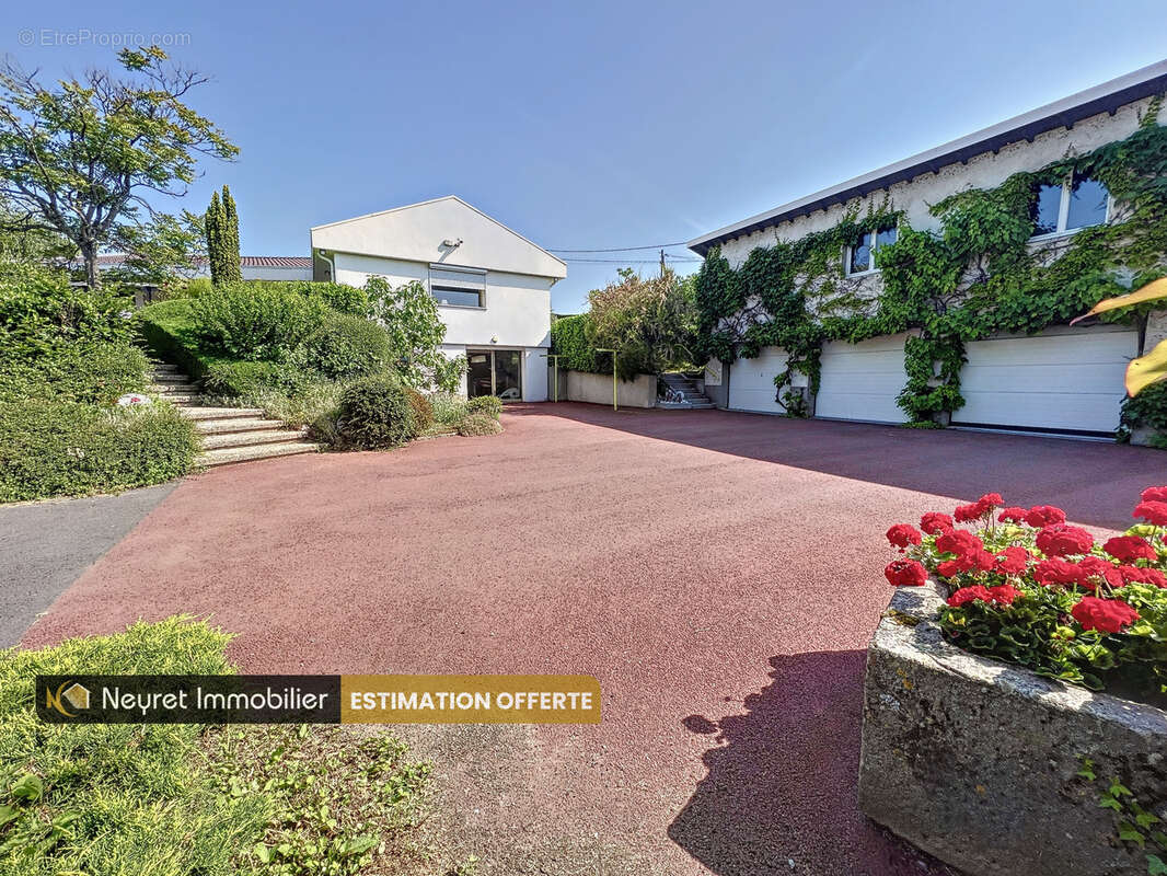 Villa d’exception 225 m2, 2 600 m2 de terrain ! - photo 5