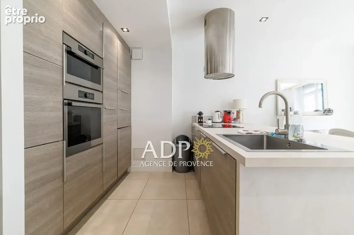 Appartement 4 pièces 92 m² à vendre à Cannes (06400) - photo 3