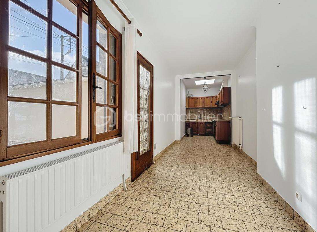 Maison à SAINT-ETIENNE-DU-ROUVRAY