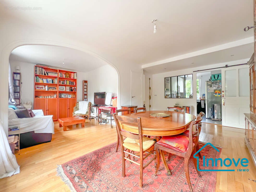 Appartement à VERSAILLES