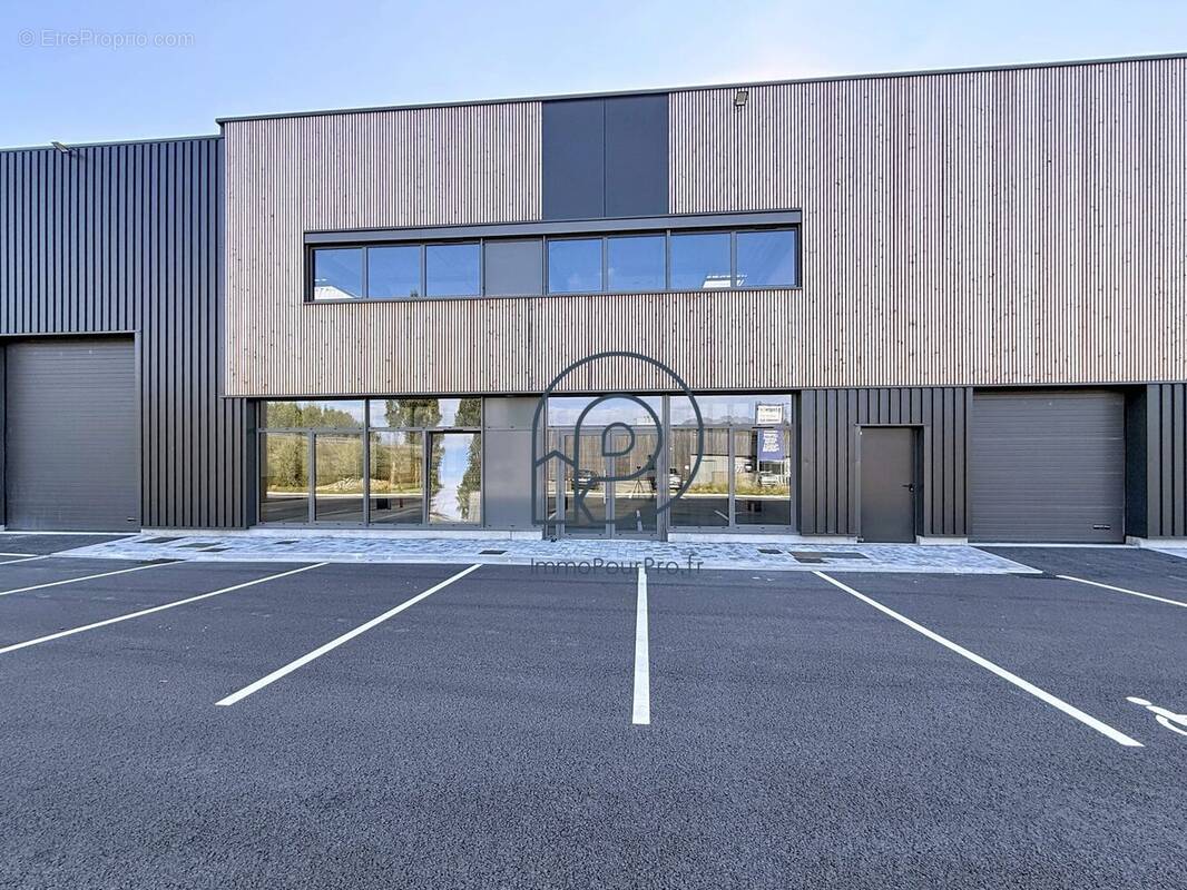 Commerce à LA CHAPELLE-D&#039;ARMENTIERES