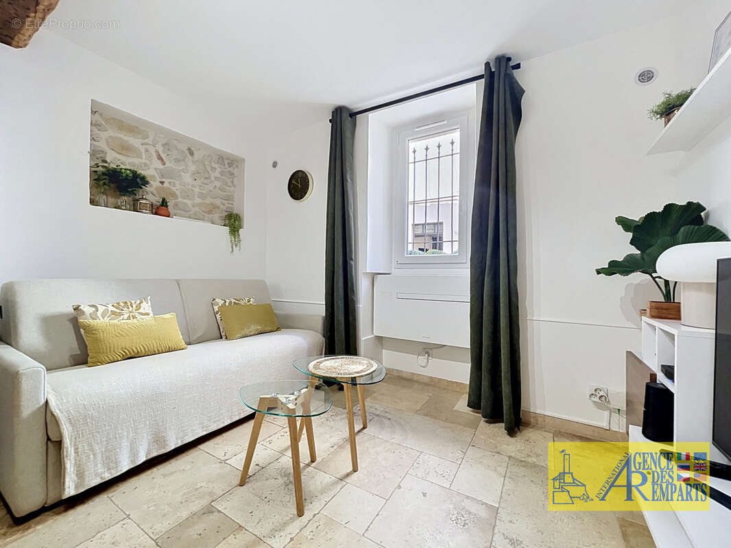 Appartement 2 pièces climatisé idéalement situé dans le Vieil Antibes - photo 3
