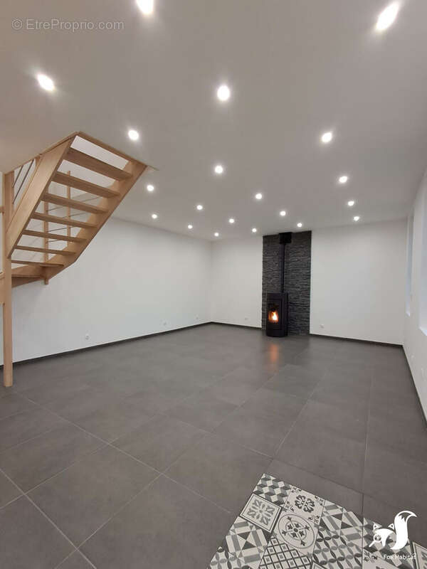 Maison à FONTAINE-NOTRE-DAME