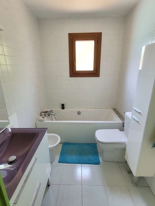 Maison à SAINT-CHINIAN