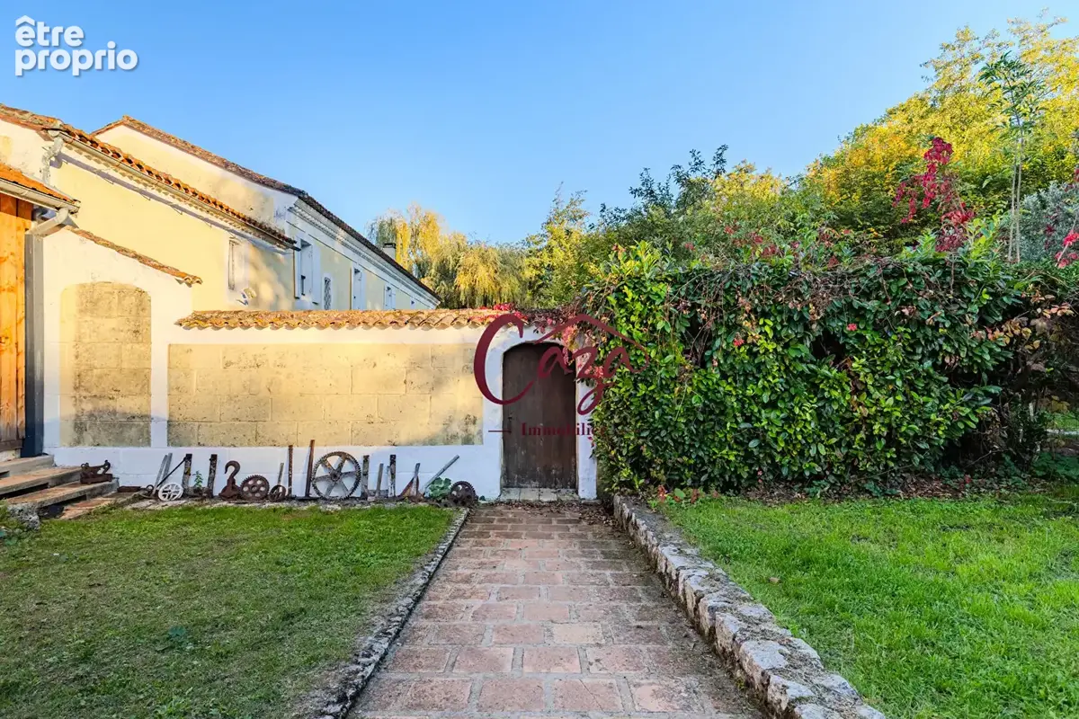 Propriété de 395m² - revenus locatifs - 300m2 à rénover - écuries / boxes - photo 5