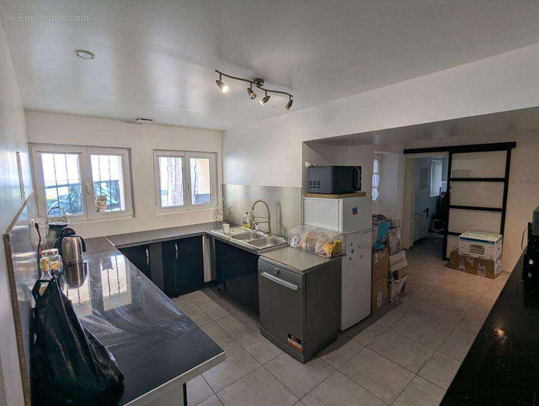 Maison à CHAMPROND-EN-GATINE