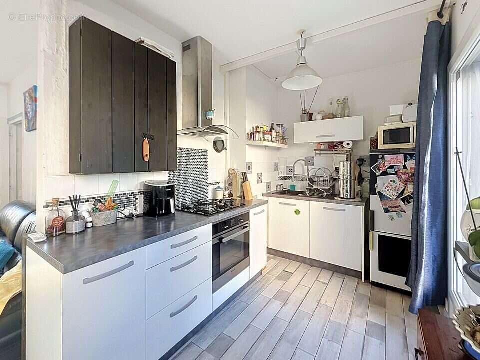 Maison 59 m² à Tours  - photo 5