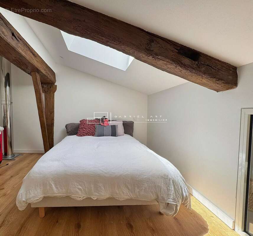 Maison à SAUBRIGUES