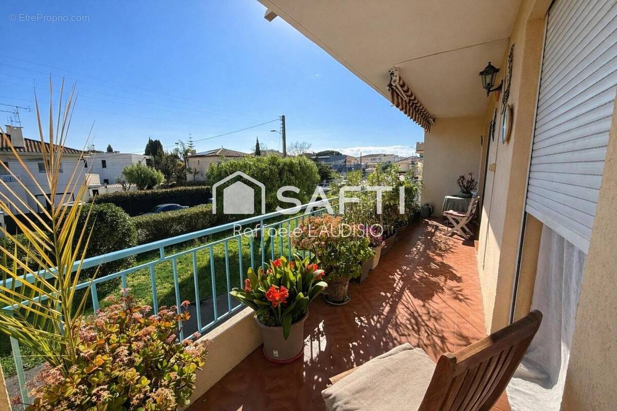 Photo 1 - Appartement à FREJUS