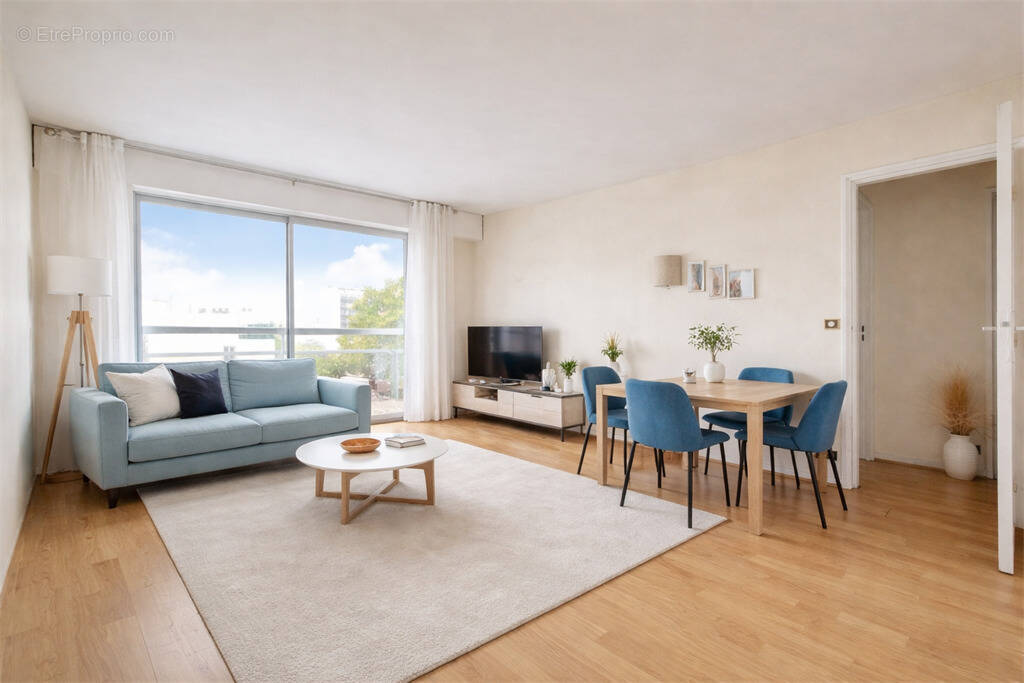 Appartement à PARIS-20E