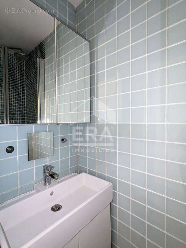 Appartement à LEVALLOIS-PERRET